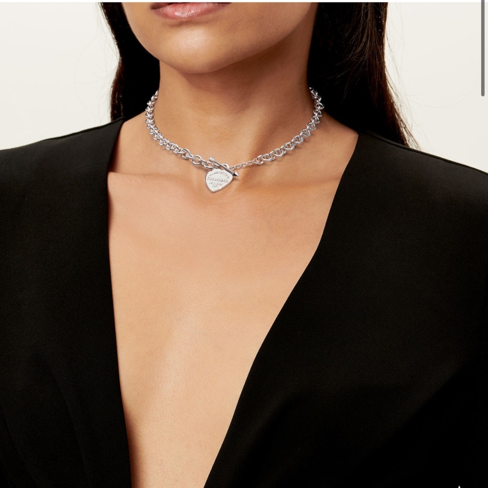 Tiffany & Co. return to Tiffany love struck heart tag necklace